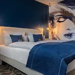 Ξενοδοχείο - The Niu, Ridge Halle Station By Ihg