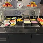 - The Niu, Ridge Halle Station By Ihg 3*