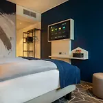 - The Niu, Ridge Halle Station By Ihg Hotel