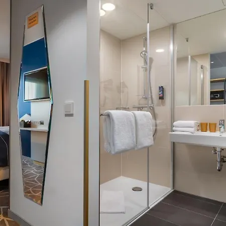 - The Niu, Ridge Halle Station By Ihg 3*