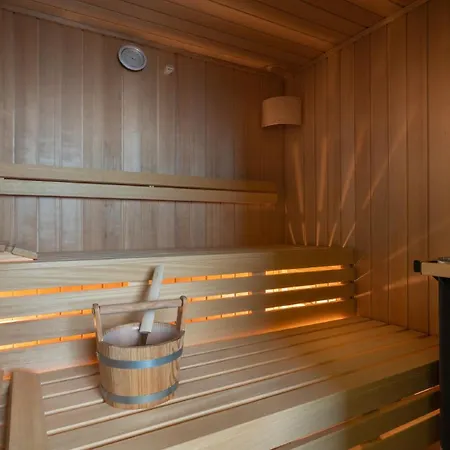 - The Niu, Ridge Halle Station By Ihg Halle (Saale)