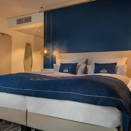 - The Niu, Ridge Halle Station By Ihg 3*