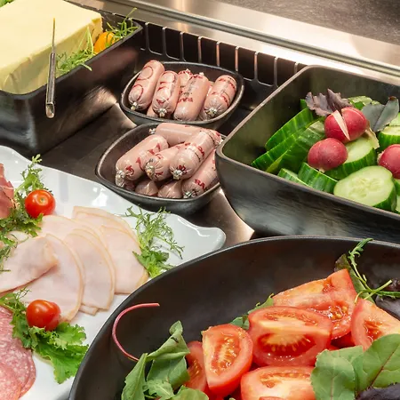 Hotel - The Niu, Ridge Halle Station By Ihg