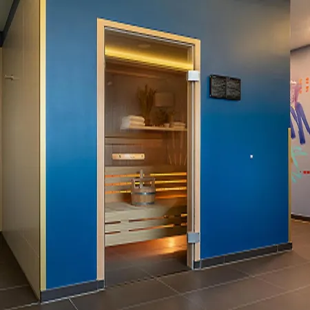 Hotel - The Niu, Ridge Halle Station By Ihg 3*