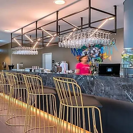 - The Niu, Ridge Halle Station By Ihg Hotel 3*