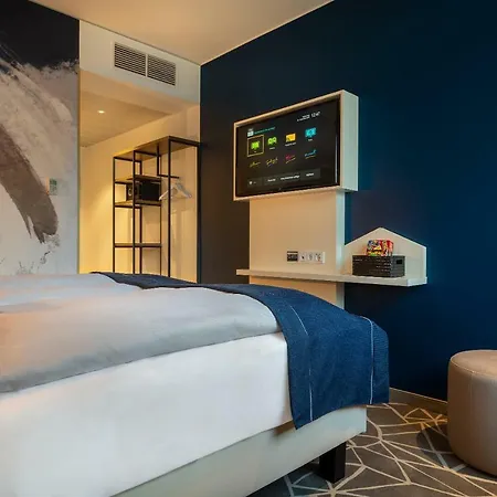 - The Niu, Ridge Halle Station By Ihg Hotel