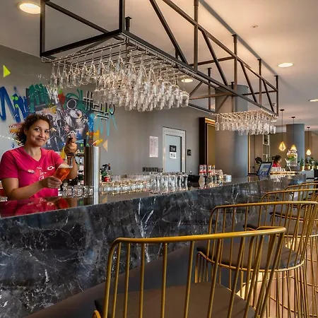 Hotel - The Niu, Ridge Halle Station By Ihg 3*