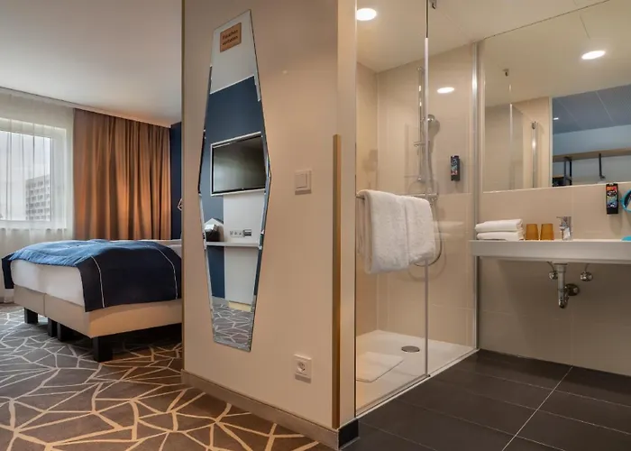 - The Niu, Ridge Halle Station By Ihg Hotel