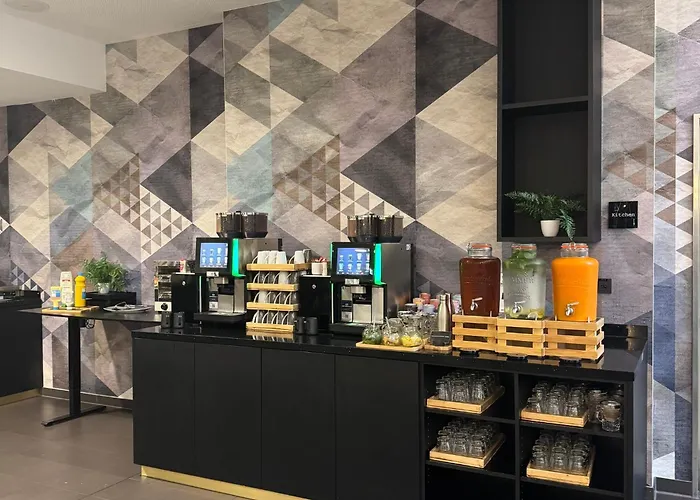 - The Niu, Ridge Halle Station By Ihg 3*