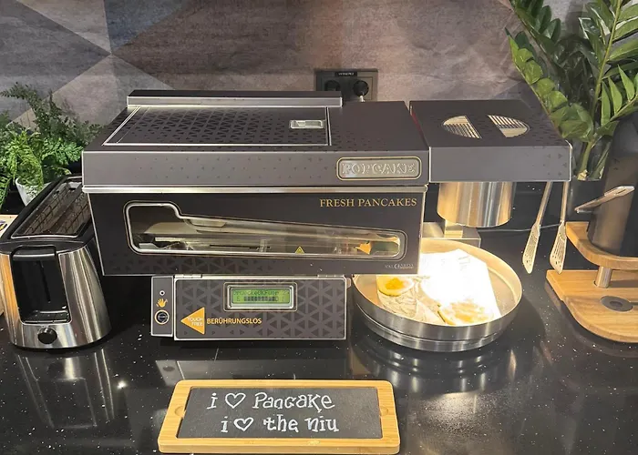 - The Niu, Ridge Halle Station By Ihg מלון